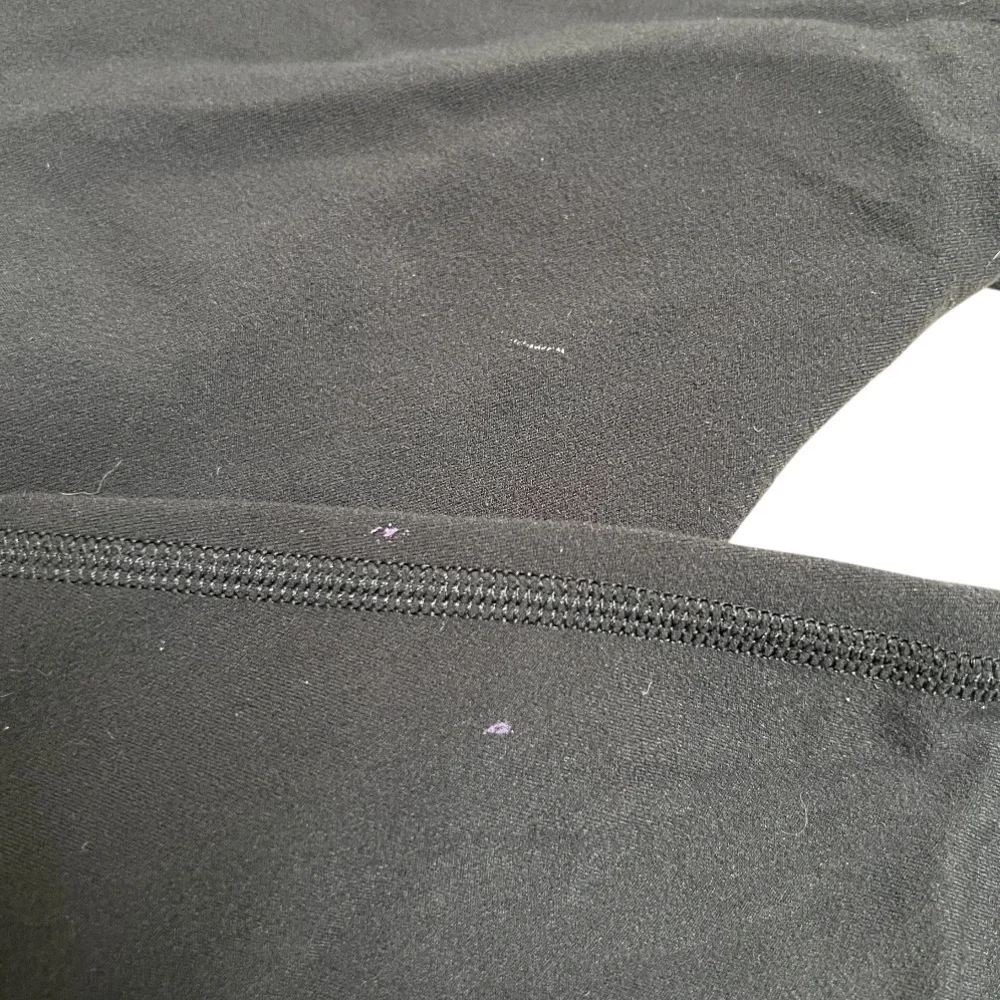 Lululemon Align Leggings in Black Size 6 - Picture 7 of 7